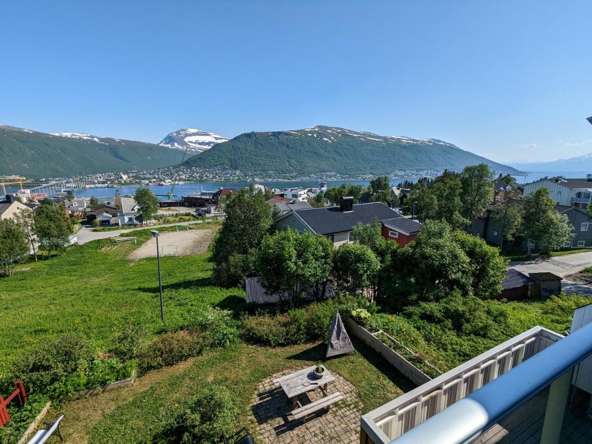 Sea & Mountain View Apartment Tromso Exterior photo